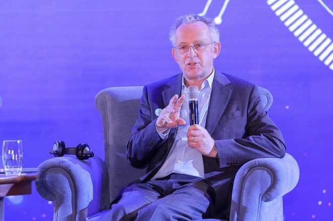 VinFuture: des scientifiques discutent de l’avenir de l’énergie, de l’IA et de la santé mondiale ảnh 2 VinFuture: des scientifiques discutent de l’avenir de l’énergie, de l’IA et de la santé mondiale ảnh 2