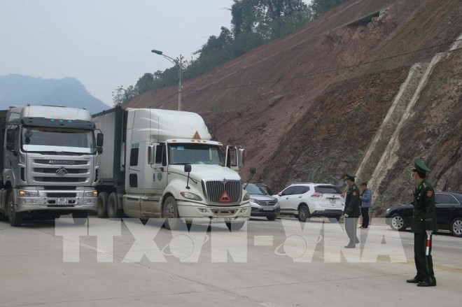 Le dédouanement reprend au poste frontalier de Tân Thanh - Po Chai ảnh 1 Le dédouanement reprend au poste frontalier de Tân Thanh - Po Chai ảnh 1