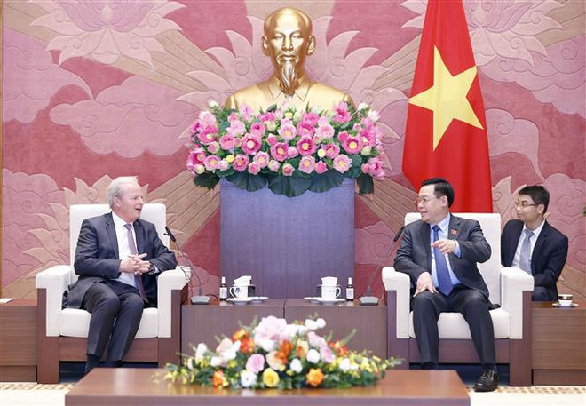Le président de l’AN reçoit le directeur général des opérations de la BM ảnh 1 Le président de l’AN reçoit le directeur général des opérations de la BM ảnh 1