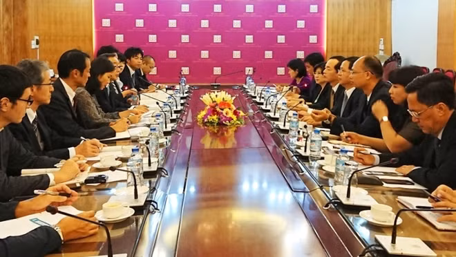 Vietnam - Japon: renforcement de la coopération dans le drainage et le traitement des eaux usées ảnh 1
