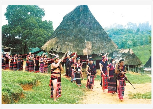 Le mariage traditionnel des Co Tu ảnh 1 Le mariage traditionnel des Co Tu ảnh 1