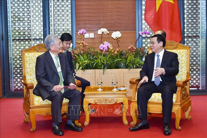 De grands groups prêts à soutenir le Vietnam dans le développement de l’économie numérique ảnh 1 De grands groups prêts à soutenir le Vietnam dans le développement de l’économie numérique ảnh 1