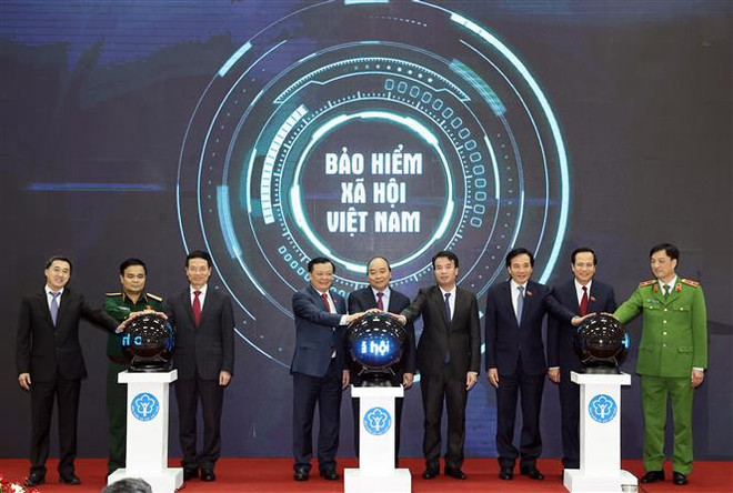 Assurance sociale : le PM assiste au lancement de l’application VssID ảnh 1 Assurance sociale : le PM assiste au lancement de l’application VssID ảnh 1