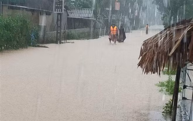 Inondations : assistance canadienne aux sinistrés du Centre ảnh 1