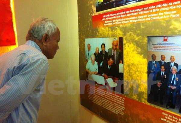 Vernissage de l’exposition "Agent orange - Conscience et justice" ảnh 1