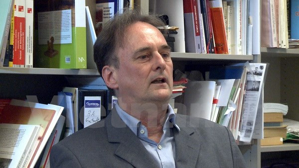 Des spécialistes européens estiment le rôle de l’ASEAN et du Vietnam ảnh 2 Des spécialistes européens estiment le rôle de l’ASEAN et du Vietnam ảnh 2