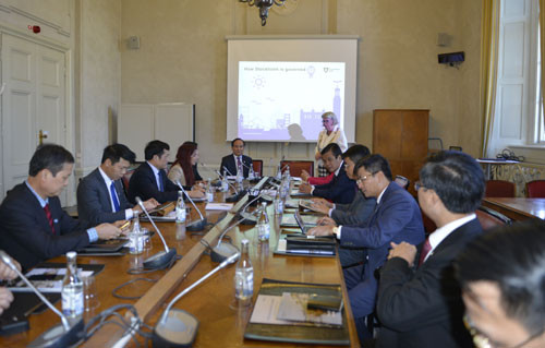 Hanoi promeut sa coopération avec Stockholm, Oslo et Vienne ảnh 1