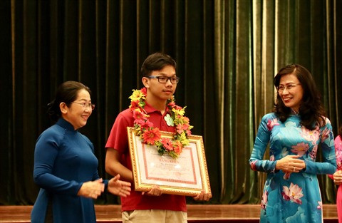 Hô Chi Minh-Ville met à l’honneur 778 élèves exemplaires ảnh 1 Hô Chi Minh-Ville met à l’honneur 778 élèves exemplaires ảnh 1