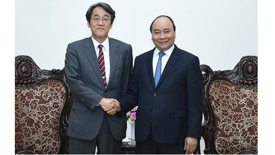 Le PM Nguyen Xuan Phuc reçoit le nouvel ambassadeur japonais au Vietnam ảnh 1 Le PM Nguyen Xuan Phuc reçoit le nouvel ambassadeur japonais au Vietnam ảnh 1