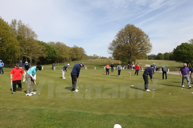 La diaspora vietnamienne œuvre pour les activités philanthropiques ảnh 1 La diaspora vietnamienne œuvre pour les activités philanthropiques ảnh 1