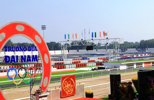 Le plus grand hippodrome du pays inauguré à Binh Duong ảnh 1 Le plus grand hippodrome du pays inauguré à Binh Duong ảnh 1