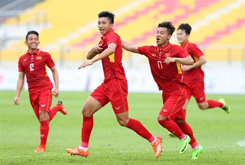 Football : Le Onze vietnamien commence les Jeux d'Asie du Sud-Est avec une large victoire ảnh 1