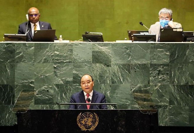Le Vietnam coopère avec les pays pour vaincre la pandémie et construire la paix ảnh 1 Le Vietnam coopère avec les pays pour vaincre la pandémie et construire la paix ảnh 1