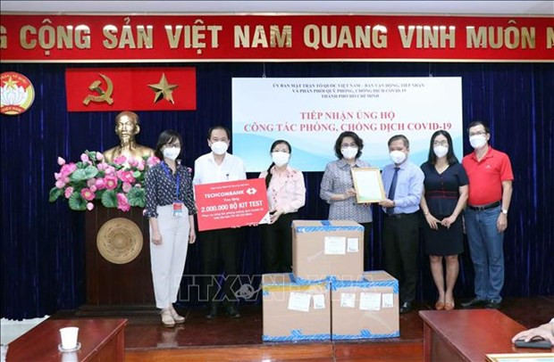 Hô Chi Minh-Ville reçoit 4 millions de kits de test d'une valeur de 16,38 millions d’USD ảnh 1 Hô Chi Minh-Ville reçoit 4 millions de kits de test d'une valeur de 16,38 millions d’USD ảnh 1