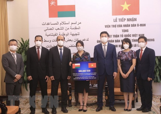 Aide d’Oman pour les sinistrés des crues et inondations au Centre ảnh 1 Aide d’Oman pour les sinistrés des crues et inondations au Centre ảnh 1