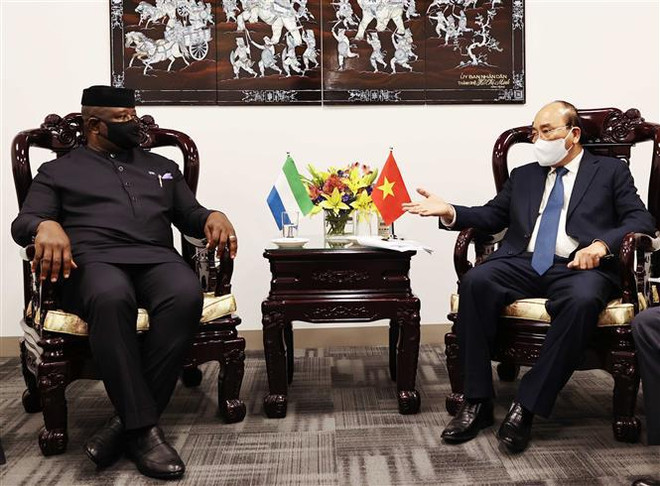 Le président Nguyen Xuan Phuc rencontre des dirigeants de plusieurs pays ảnh 3 Le président Nguyen Xuan Phuc rencontre des dirigeants de plusieurs pays ảnh 3
