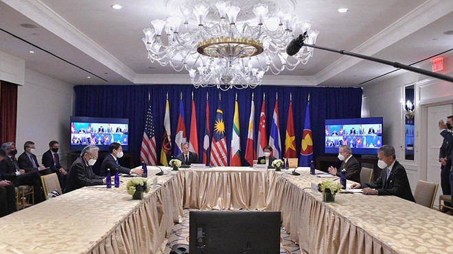 Des diplomates vietnamiens tiennent des rencontres bilatérales à New York ảnh 1 Des diplomates vietnamiens tiennent des rencontres bilatérales à New York ảnh 1