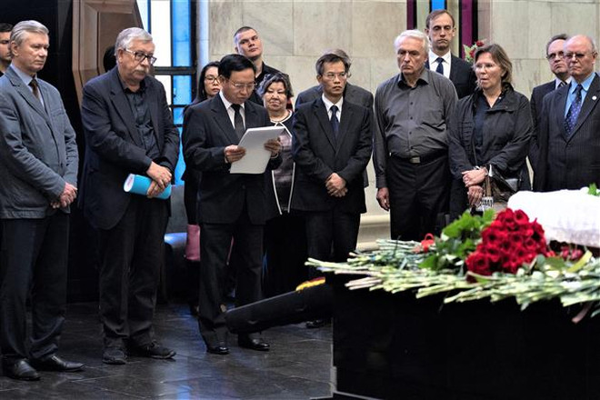 Le Vietnam rend un vibrant hommage à ses deux amis russes ảnh 1 Le Vietnam rend un vibrant hommage à ses deux amis russes ảnh 1