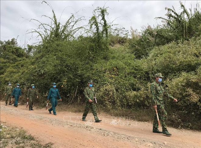 Renforcement du contrôle pour empêcher les entrées et sorties illégales ảnh 1 Renforcement du contrôle pour empêcher les entrées et sorties illégales ảnh 1