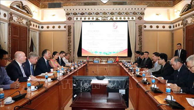HCM-Ville et Royaume-Uni resserrent leur coopération dans le développement urbain ảnh 1 HCM-Ville et Royaume-Uni resserrent leur coopération dans le développement urbain ảnh 1