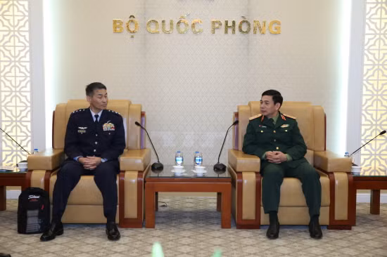 Renforcement de la coopération Vietnam-Japon dans la défense ảnh 1