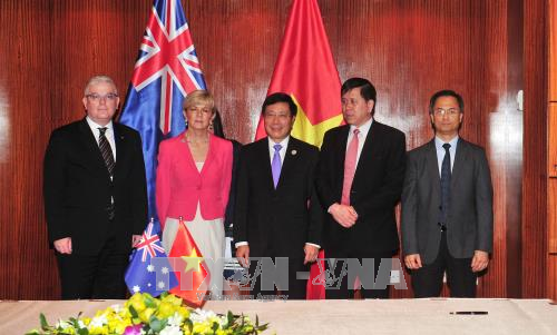Le vice-Premier ministre Pham Binh Minh reçoit la ministre australienne des AE ảnh 1 Le vice-Premier ministre Pham Binh Minh reçoit la ministre australienne des AE ảnh 1