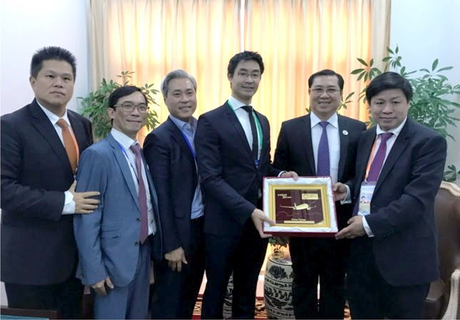 Da Nang travaille avec l'AIIB et le WEF ảnh 1 Da Nang travaille avec l'AIIB et le WEF ảnh 1