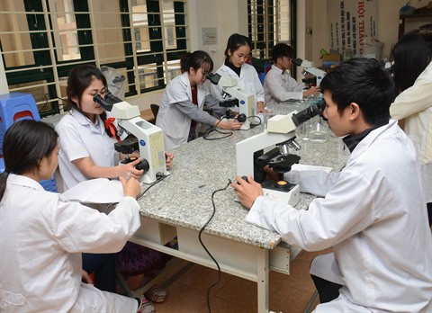 Plusieurs Vietnamiens partent travailler à l’étranger ảnh 1 Plusieurs Vietnamiens partent travailler à l’étranger ảnh 1
