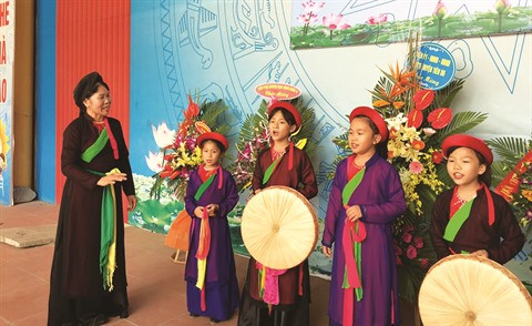 Succès de l’enseignement du quan ho en milieu scolaire ảnh 1 Succès de l’enseignement du quan ho en milieu scolaire ảnh 1