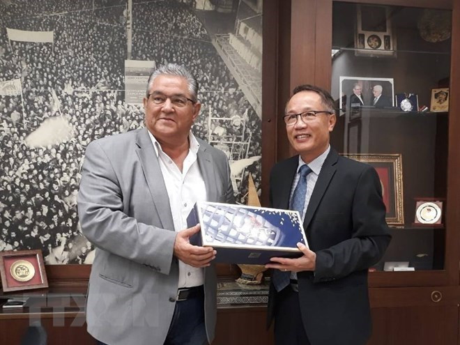 Le Parti communiste de Grèce souhaite renforcer ses liens avec son homologue vietnamien ảnh 1 Le Parti communiste de Grèce souhaite renforcer ses liens avec son homologue vietnamien ảnh 1