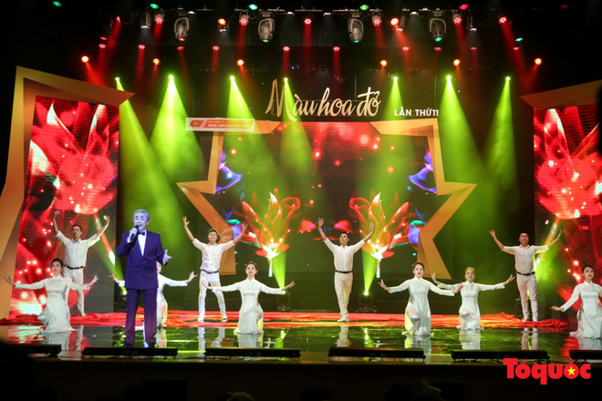 Un programme artistique en l'honneur des morts pour la Patrie ảnh 1