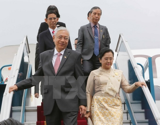 Le président du Myanmar entame sa visite d'Etat au Vietnam ảnh 1 Le président du Myanmar entame sa visite d'Etat au Vietnam ảnh 1