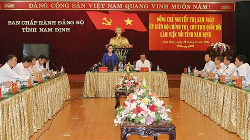 Nguyên Thi Kim Ngân travaille avec les autorités de Nam Dinh ảnh 1 Nguyên Thi Kim Ngân travaille avec les autorités de Nam Dinh ảnh 1