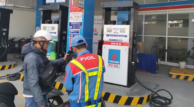 Vietnam : les prix des carburants en baisse ảnh 1 Vietnam : les prix des carburants en baisse ảnh 1
