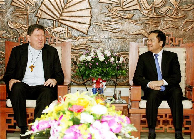 Le chef du Comité des affaires religieuses du gouvernement reçoit une délégation du Vatican ảnh 1 Le chef du Comité des affaires religieuses du gouvernement reçoit une délégation du Vatican ảnh 1