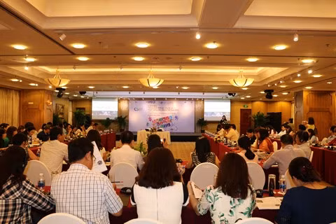 Lancement du programme "Entreprises de développement durable du Vietnam" ảnh 1