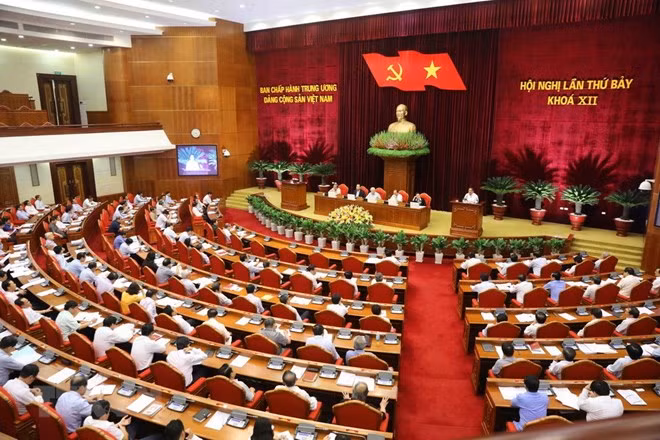 Les questions discutées au 7e Plénum du CC du PCV attirent l'attention du public ảnh 1