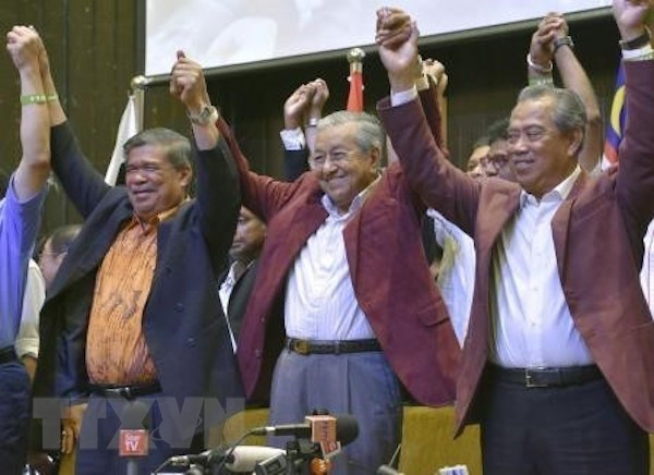 Singapour souhaite coopérer avec le nouveau gouvernement de la Malaisie ảnh 1 Singapour souhaite coopérer avec le nouveau gouvernement de la Malaisie ảnh 1