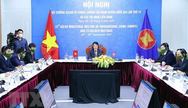 L'ASEAN s'engagent à renforcer la coopération en matière de criminalité transnationale ảnh 1