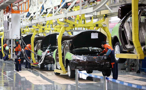 Vietnam et Russie devront bientôt signer un protocole de coopération sur l’automobile ảnh 1 Vietnam et Russie devront bientôt signer un protocole de coopération sur l’automobile ảnh 1