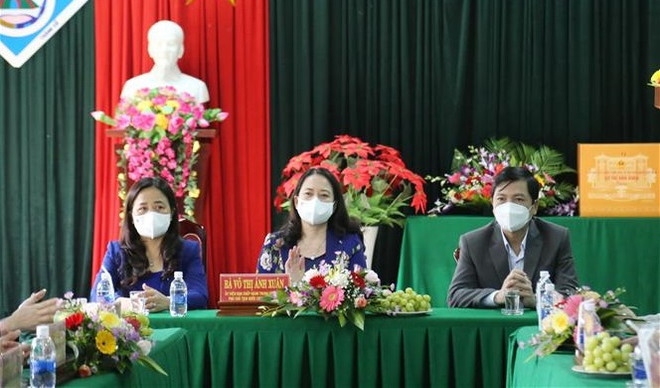 La vice-présidente Vo Thi Anh Xuan en visite dans la province de Quang Tri ảnh 1 La vice-présidente Vo Thi Anh Xuan en visite dans la province de Quang Tri ảnh 1