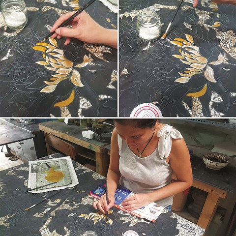 Sourde et muette, elle s’exprime par la peinture ảnh 2 Sourde et muette, elle s’exprime par la peinture ảnh 2