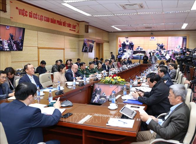Le Vietnam renforce ses mesures contre la pandémie de COVID-19 ảnh 1 Le Vietnam renforce ses mesures contre la pandémie de COVID-19 ảnh 1