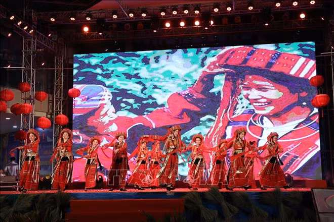 Exposition sur les patrimoines culturels du Vietnam ảnh 1
