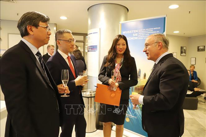 Promotion du tourisme vietnamien en Allemagne ảnh 2 Promotion du tourisme vietnamien en Allemagne ảnh 2