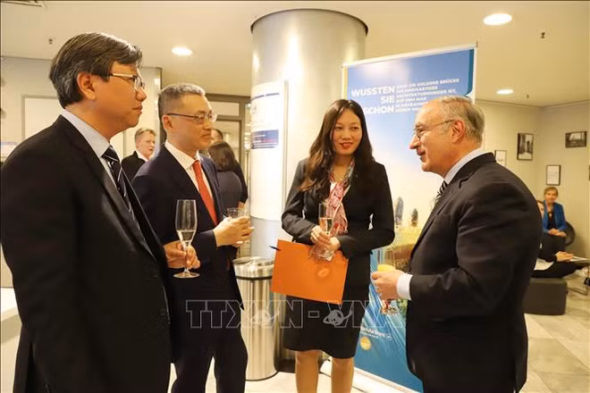 Promotion du tourisme vietnamien en Allemagne ảnh 2