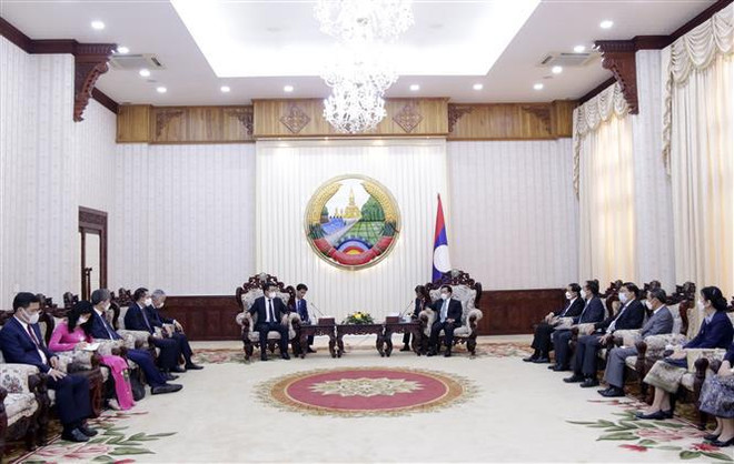 Le Premier ministre lao apprécie les résultats de la coopération avec le Vietnam ảnh 1 Le Premier ministre lao apprécie les résultats de la coopération avec le Vietnam ảnh 1