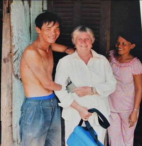 Une dame au grand cœur pour les victimes vietnamiennes de l’agent orange ảnh 2 Une dame au grand cœur pour les victimes vietnamiennes de l’agent orange ảnh 2