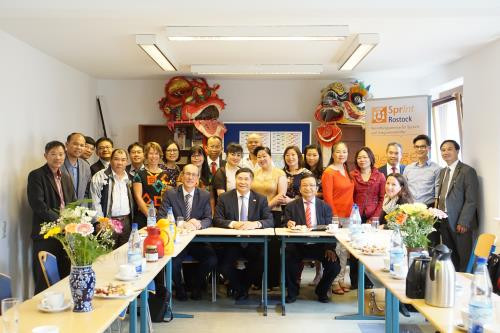 Le Vietnam lance un appel aux investisseurs allemands ảnh 1