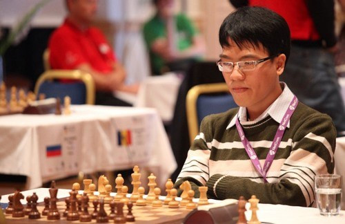 Le Quang Liem termine deuxième du tournoi d'échecs de Danzhou ảnh 1